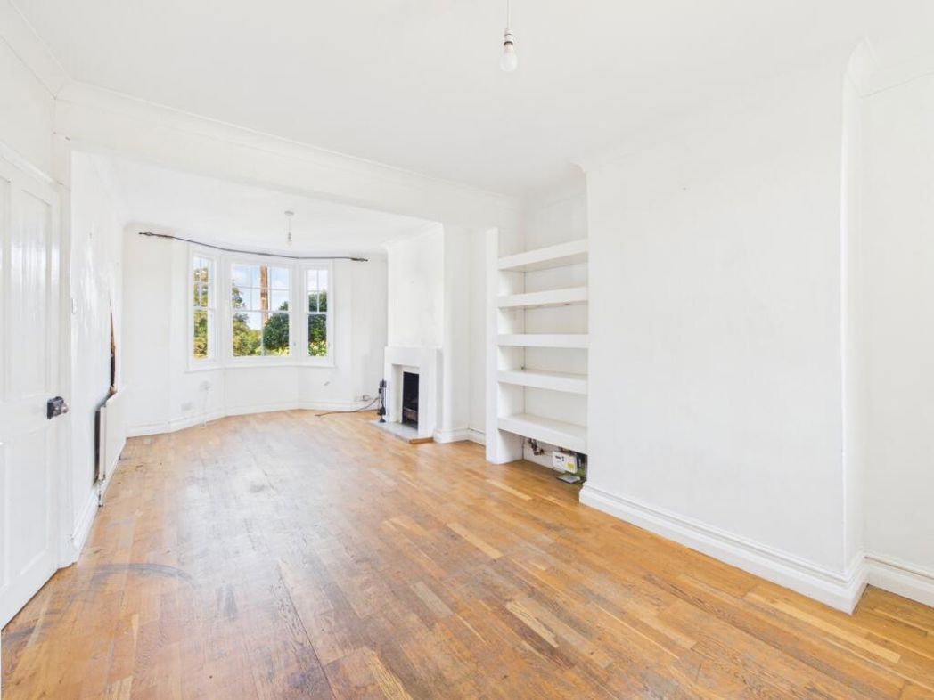 Property image 6 of 12
