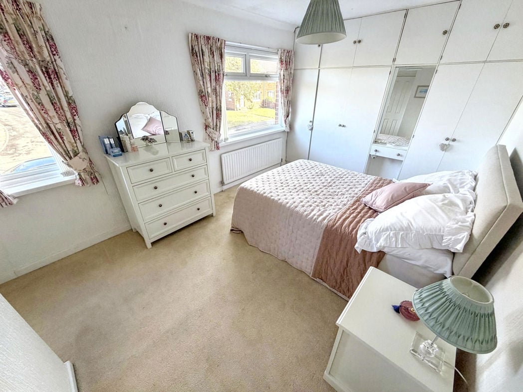 Property image 12 of 22