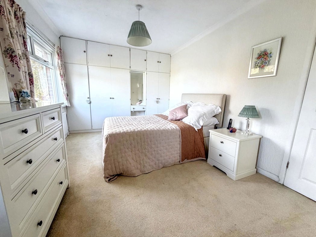Property image 13 of 22