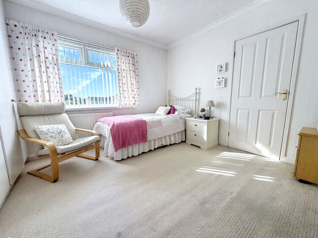 Property image 15 of 22