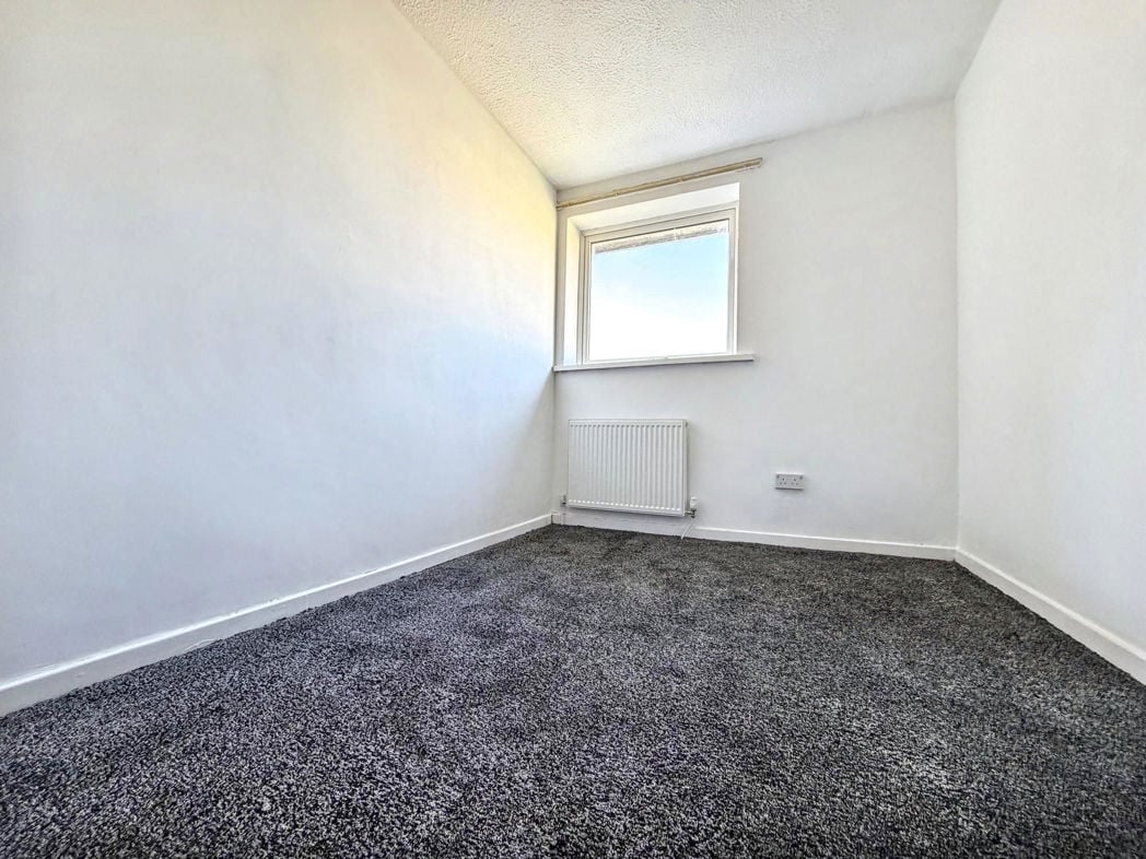 Property image 14 of 16
