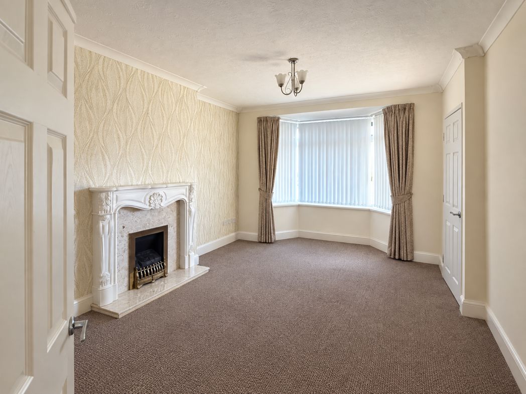 Property image 2 of 7