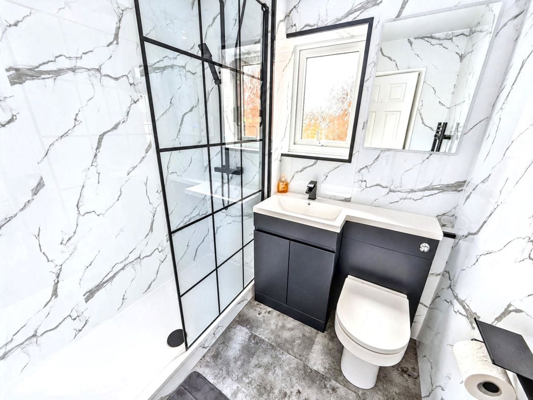 Bathroom W/C