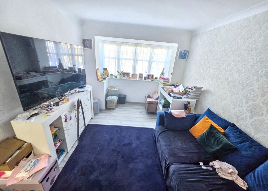 Property image 3 of 20