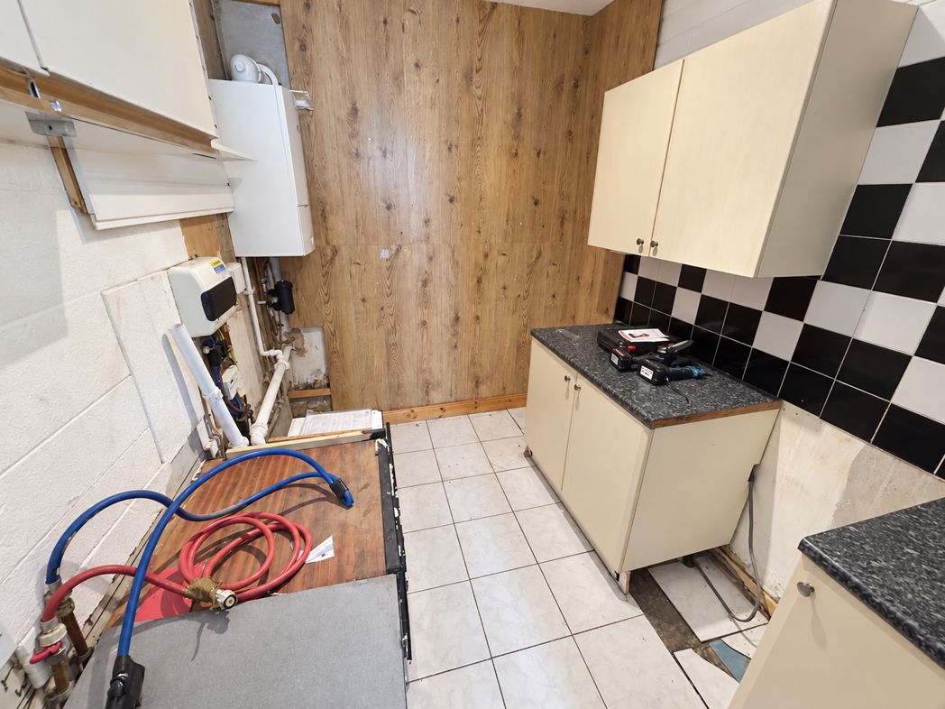 Property image 6 of 12
