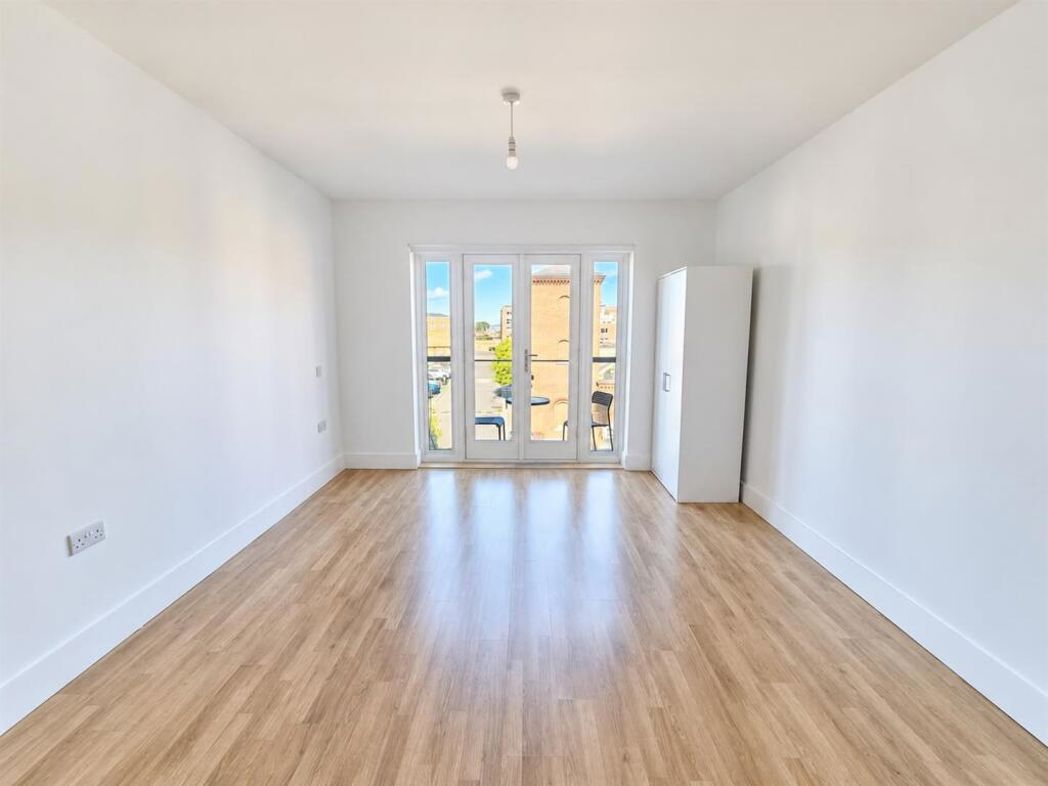 Property image 3 of 10
