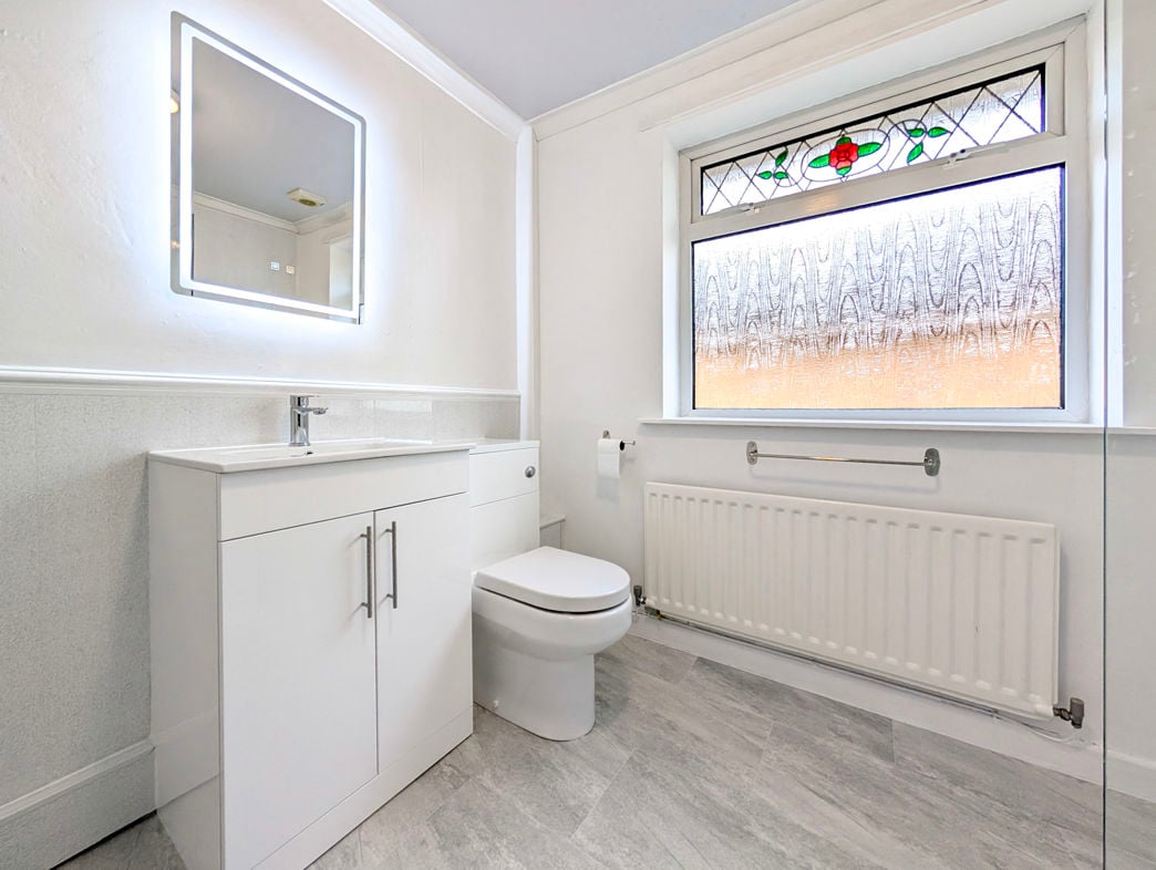 Property image 8 of 13