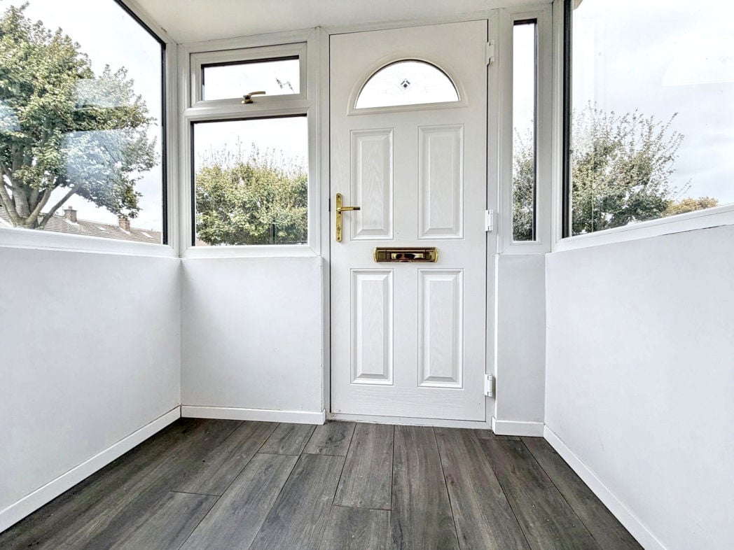 Entrance/Porch