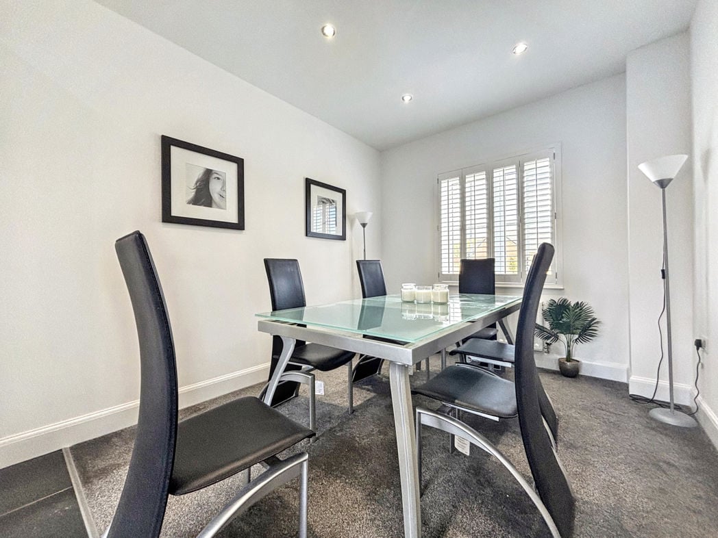 Dining Area Image