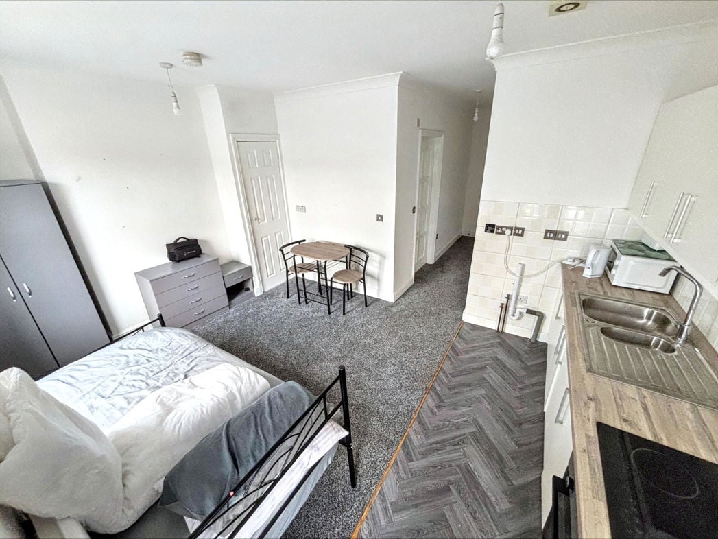 Property image 4 of 5