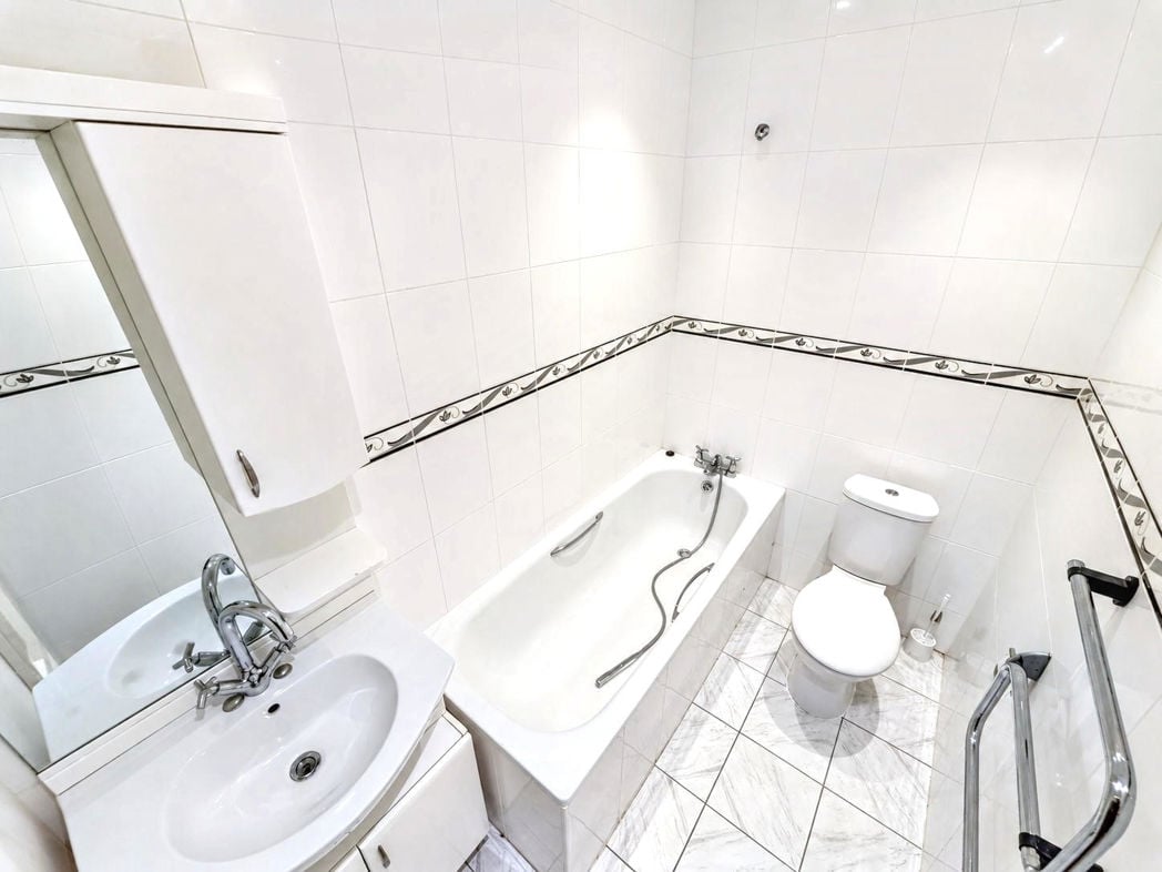 Property image 5 of 5