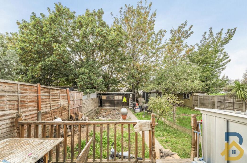 Property image 4 of 14