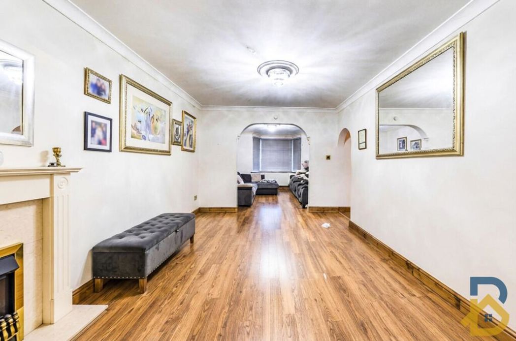 Property image 5 of 14