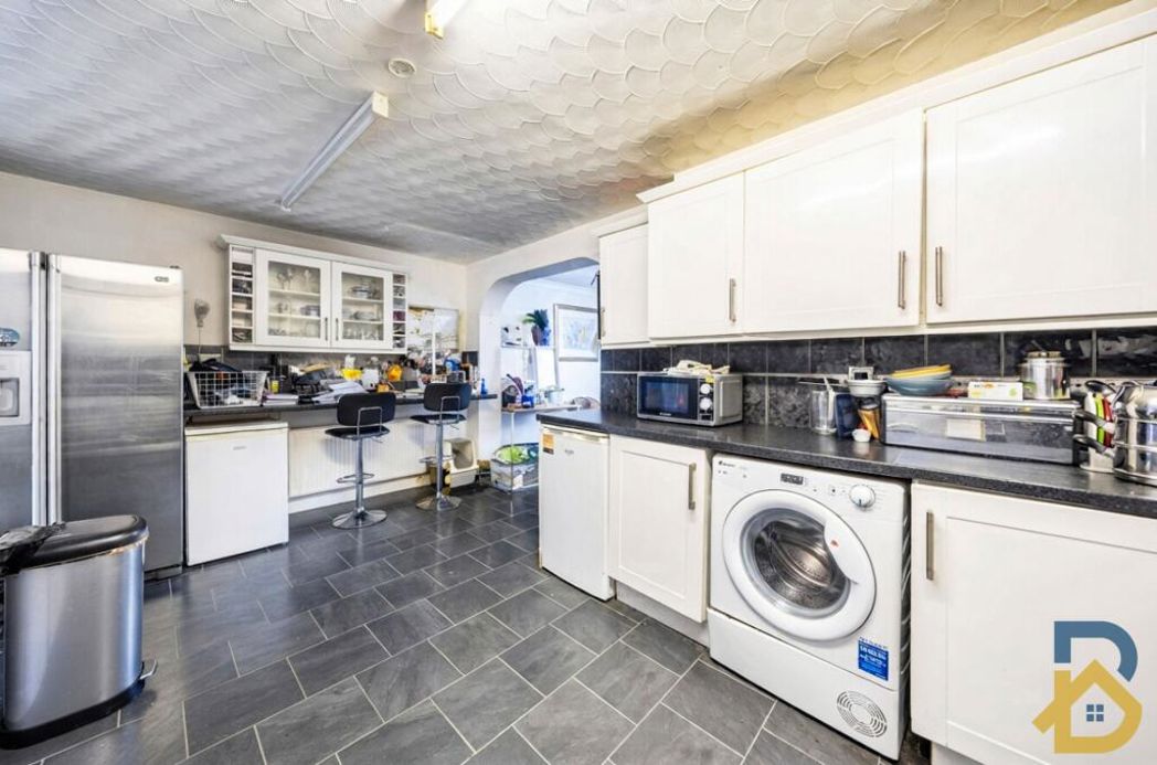 Property image 7 of 14