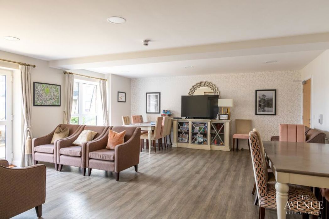 Property image 21 of 32