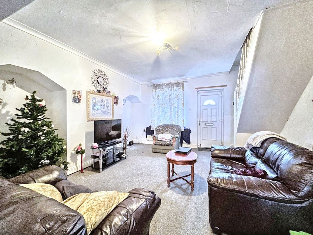 Property image 3 of 15