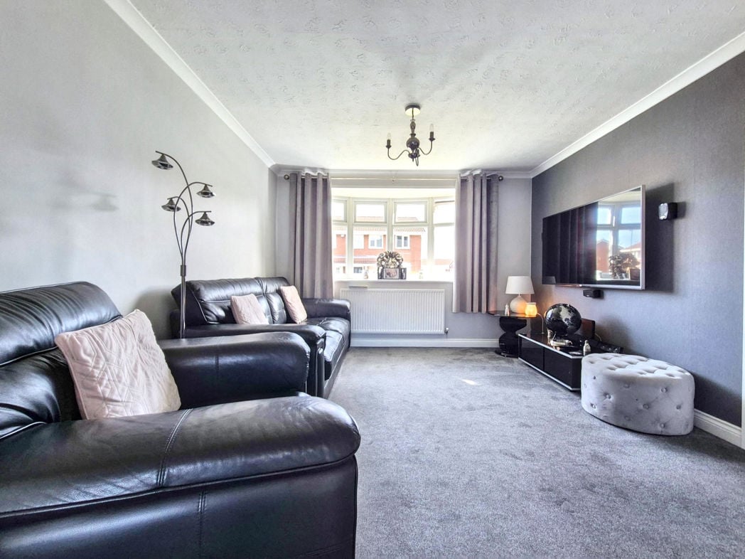 Lounge.