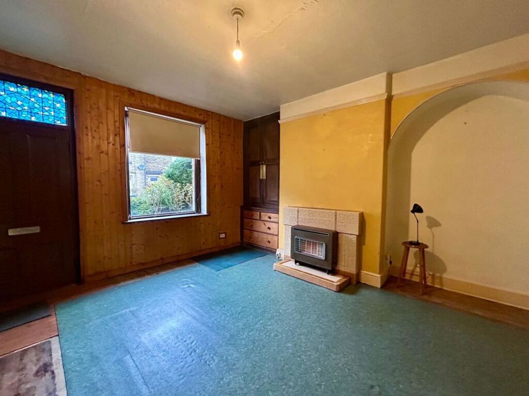Property image 2 of 9