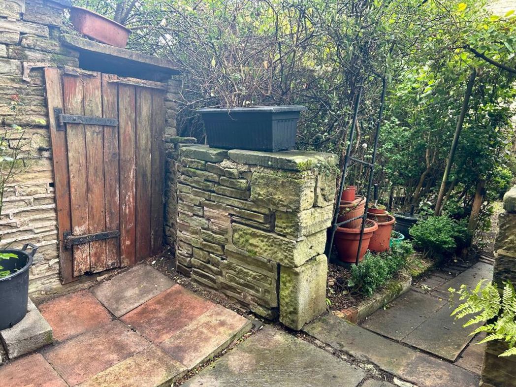 Property image 3 of 9