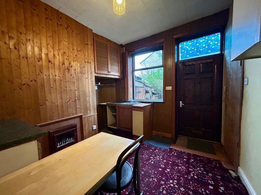 Property image 4 of 9