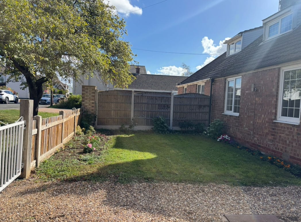 Property image 2 of 13