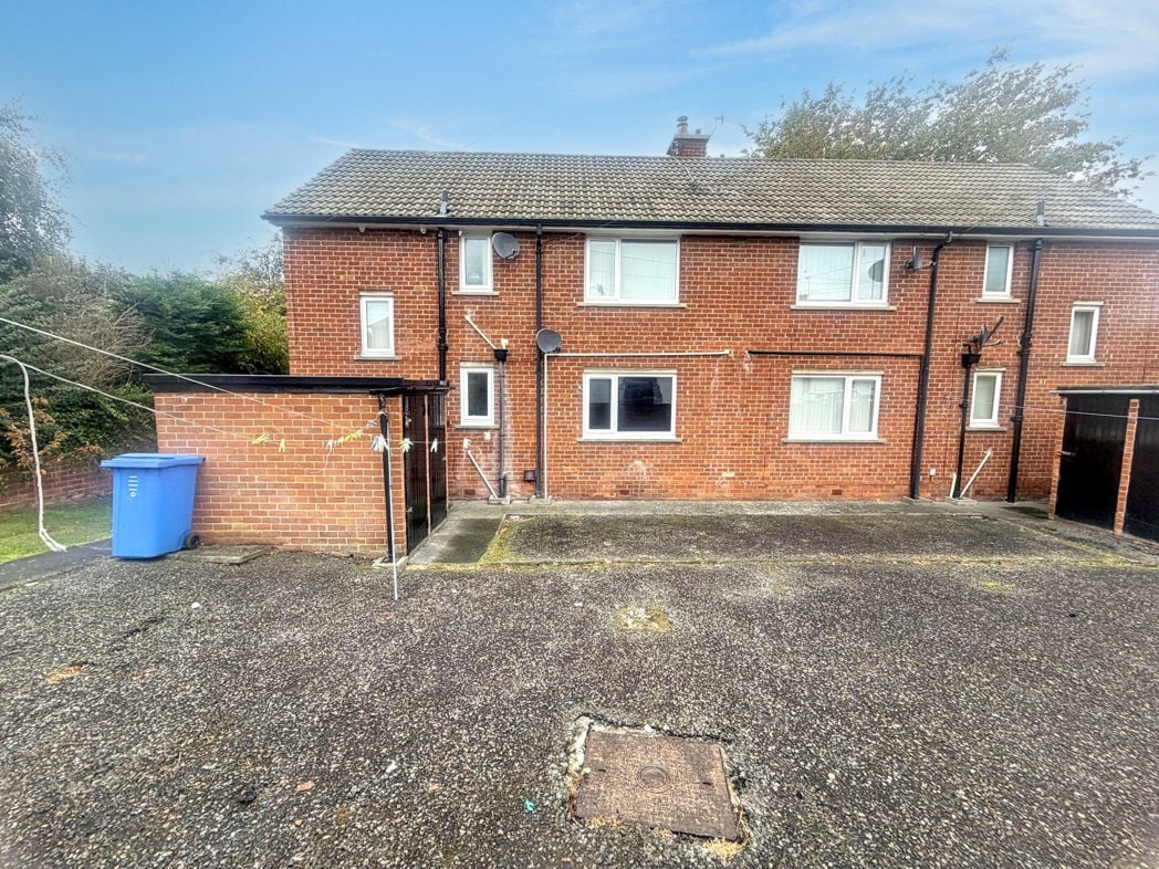 Property image 8 of 9