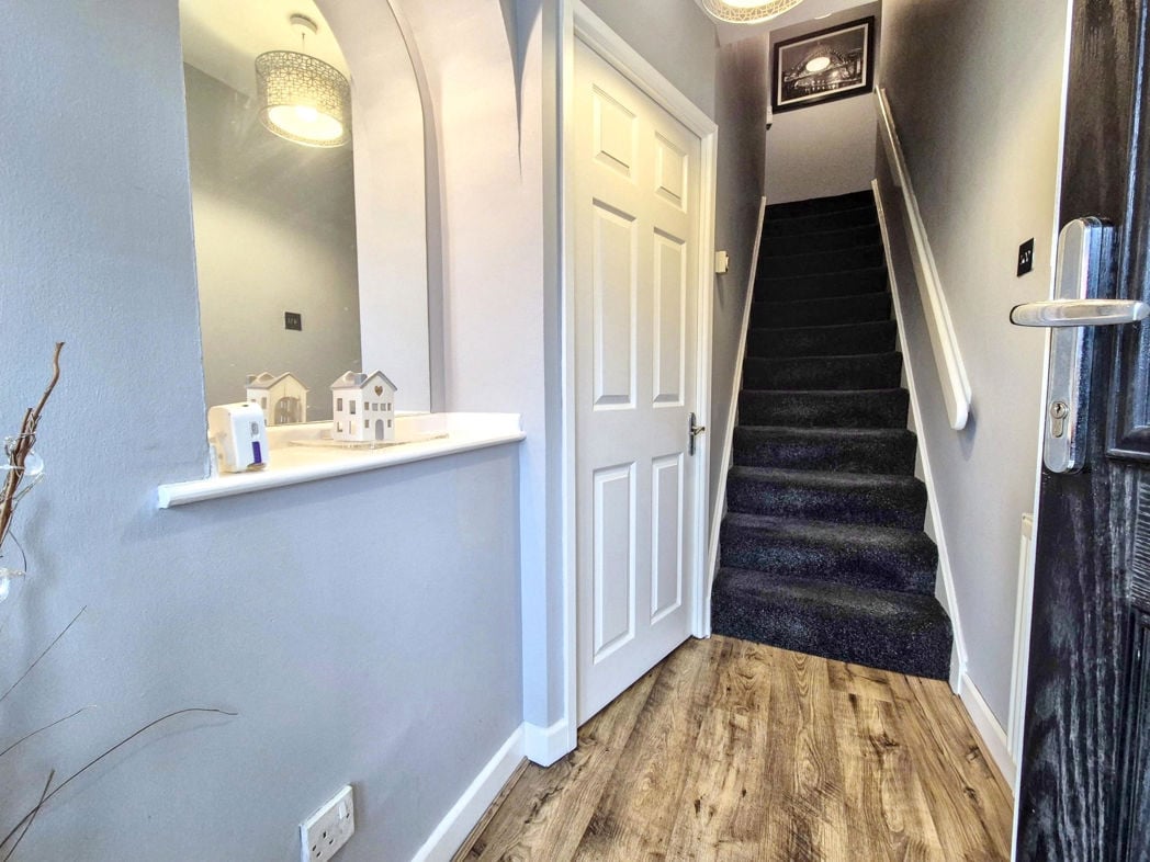 Entrance/Hallway