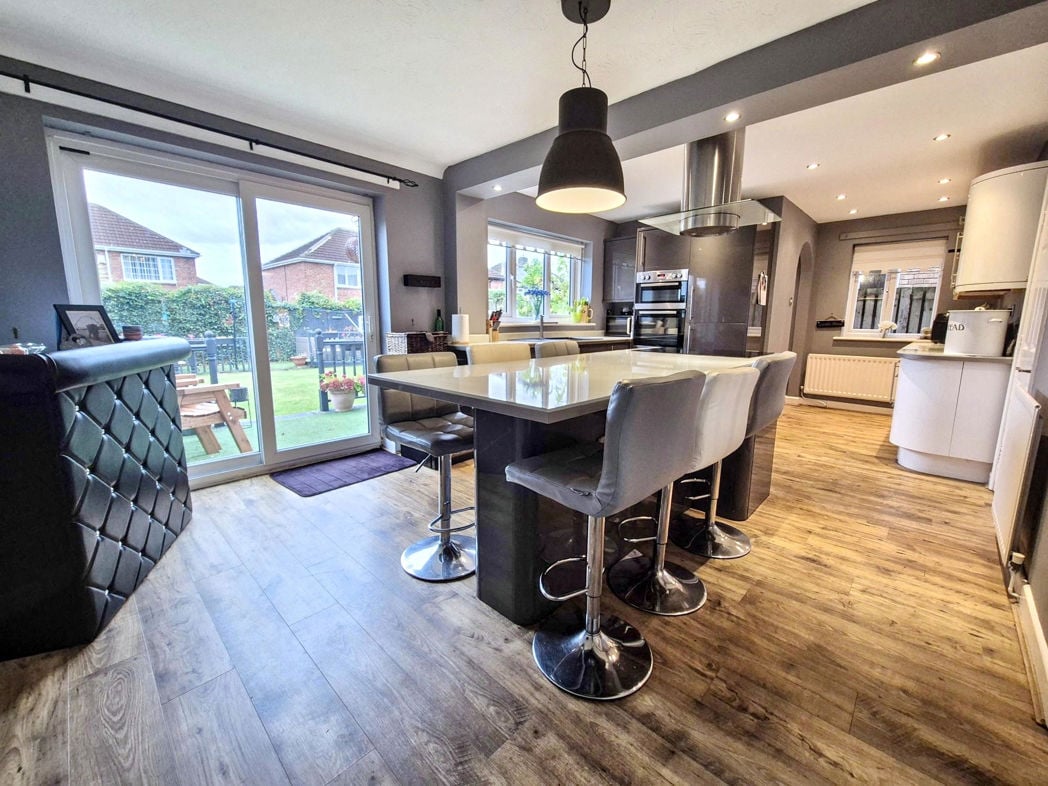 Kitchen / Diner