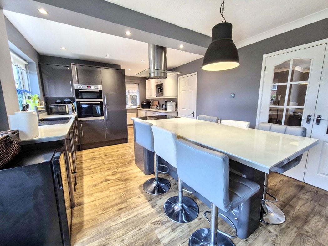 Kitchen / Diner..