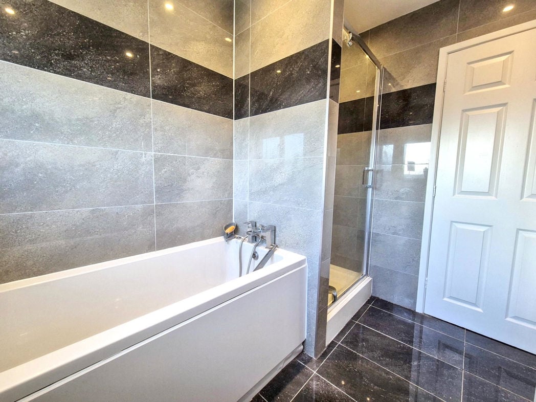 Family Bathroom..