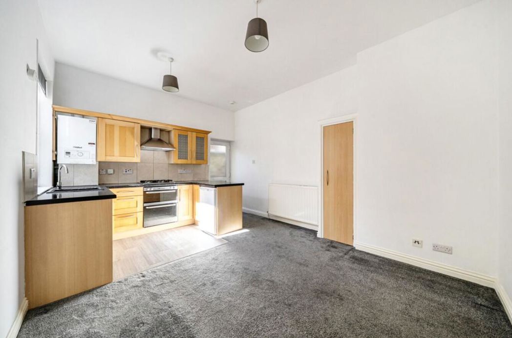Property image 3 of 15