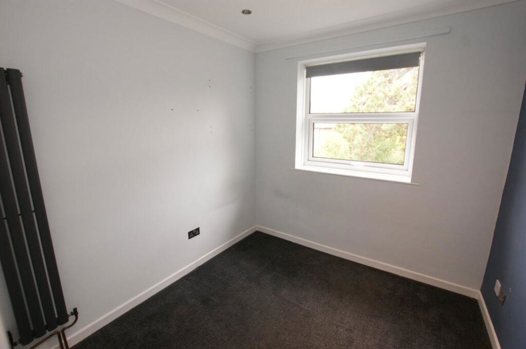 Property image 6 of 6