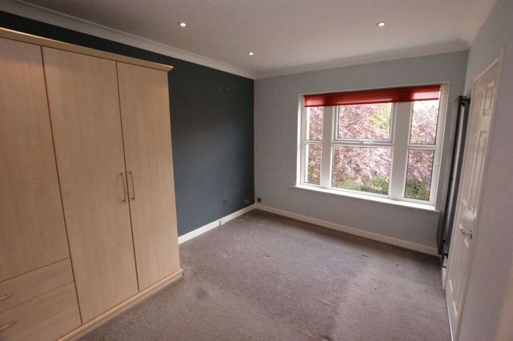 Property image 5 of 6