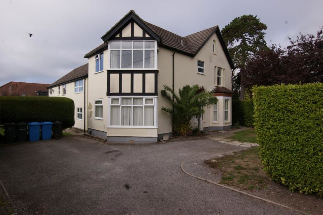 Property image 1 of 6