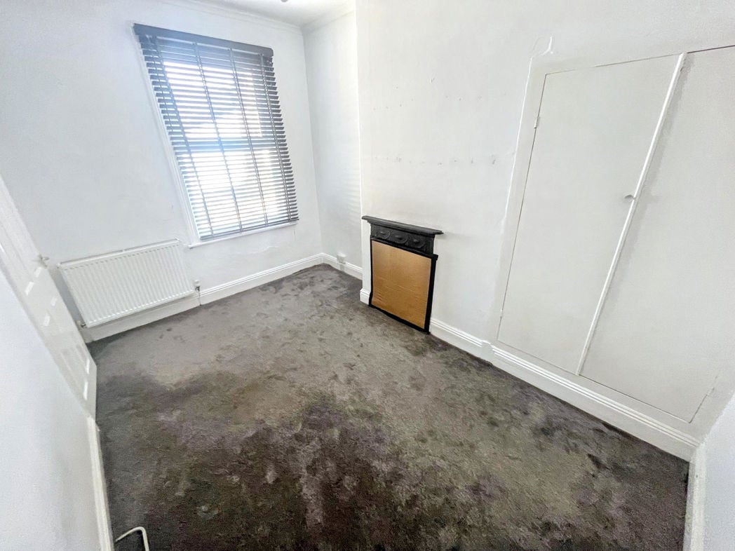 Property image 7 of 8