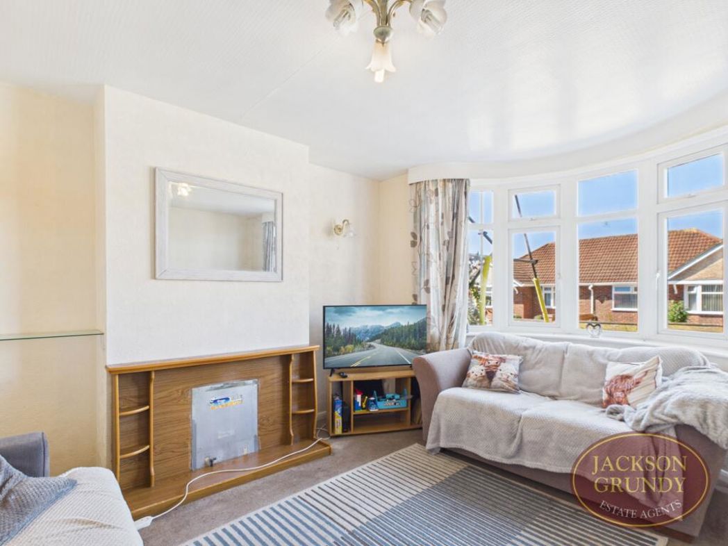 Property image 2 of 18