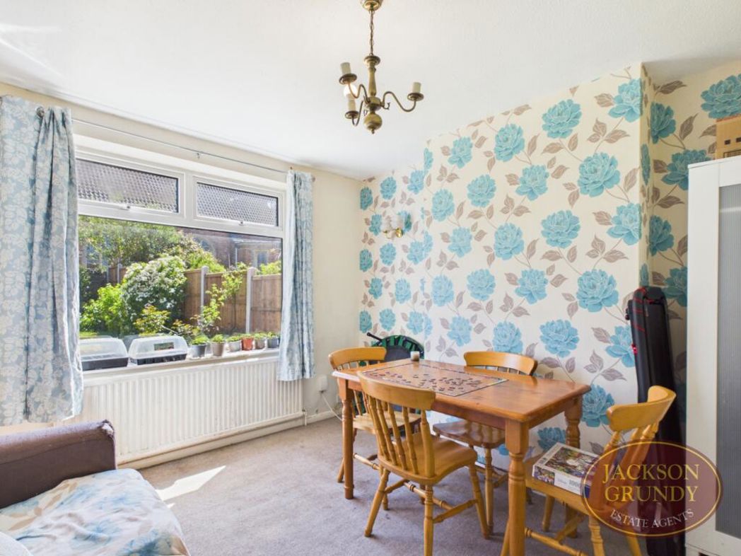Property image 6 of 18