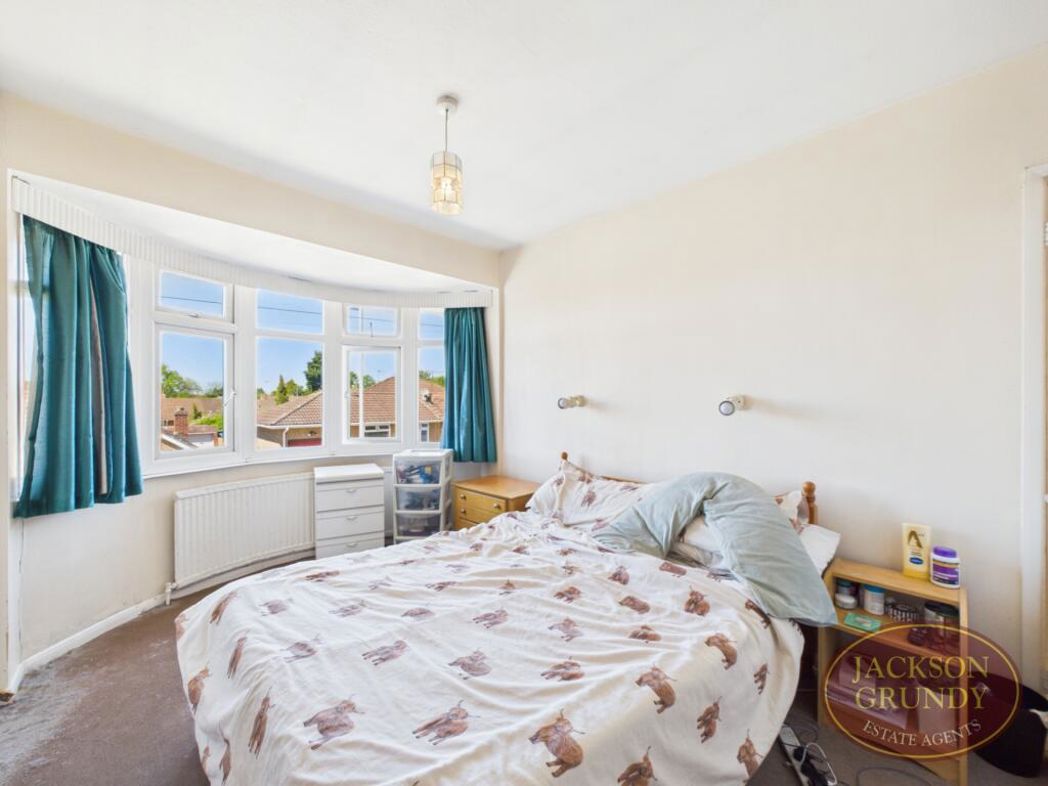 Property image 10 of 18
