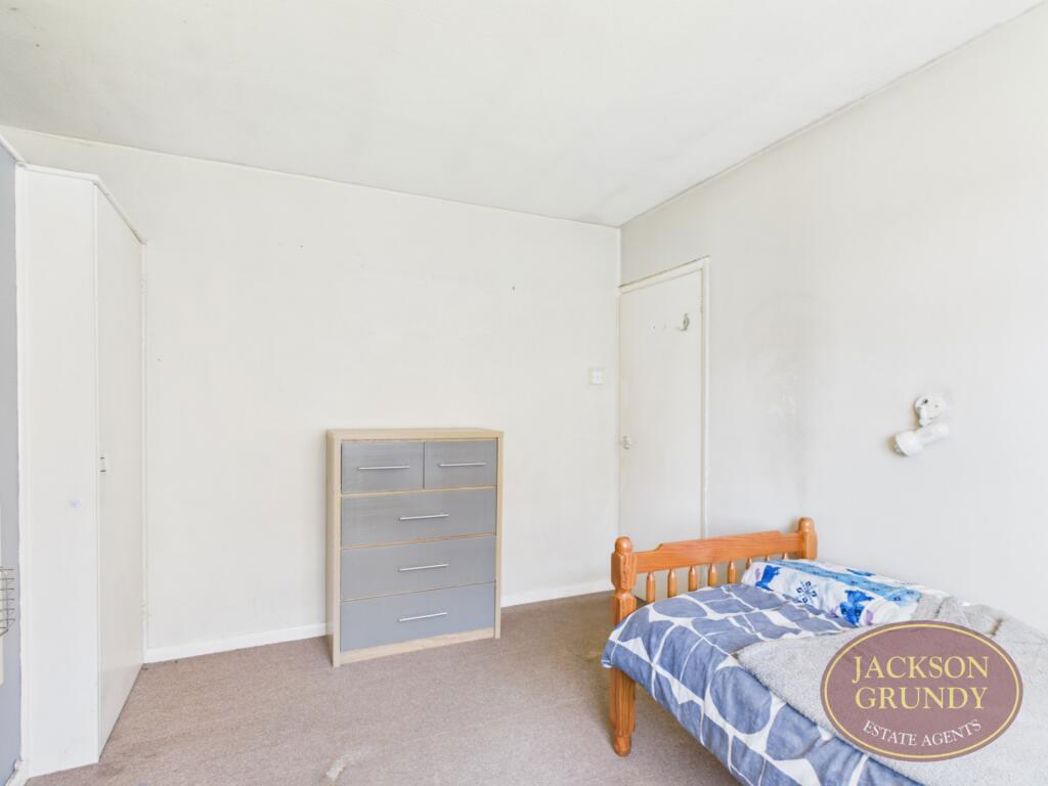 Property image 13 of 18