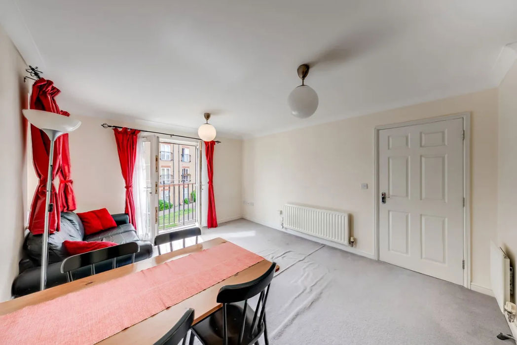 Property image 5 of 17