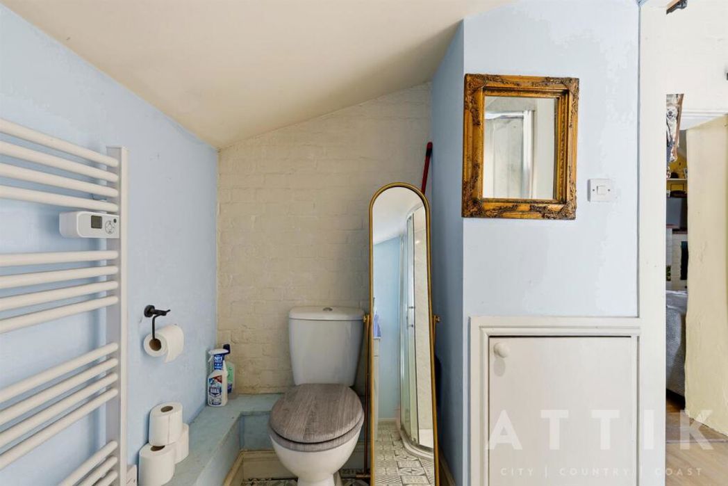 Property image 25 of 40