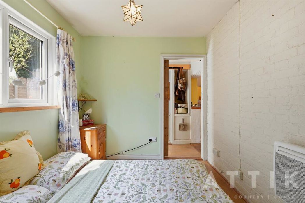 Property image 24 of 40