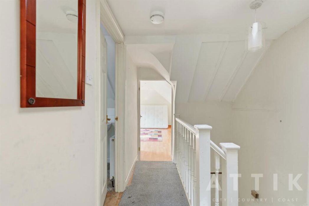 Property image 29 of 40