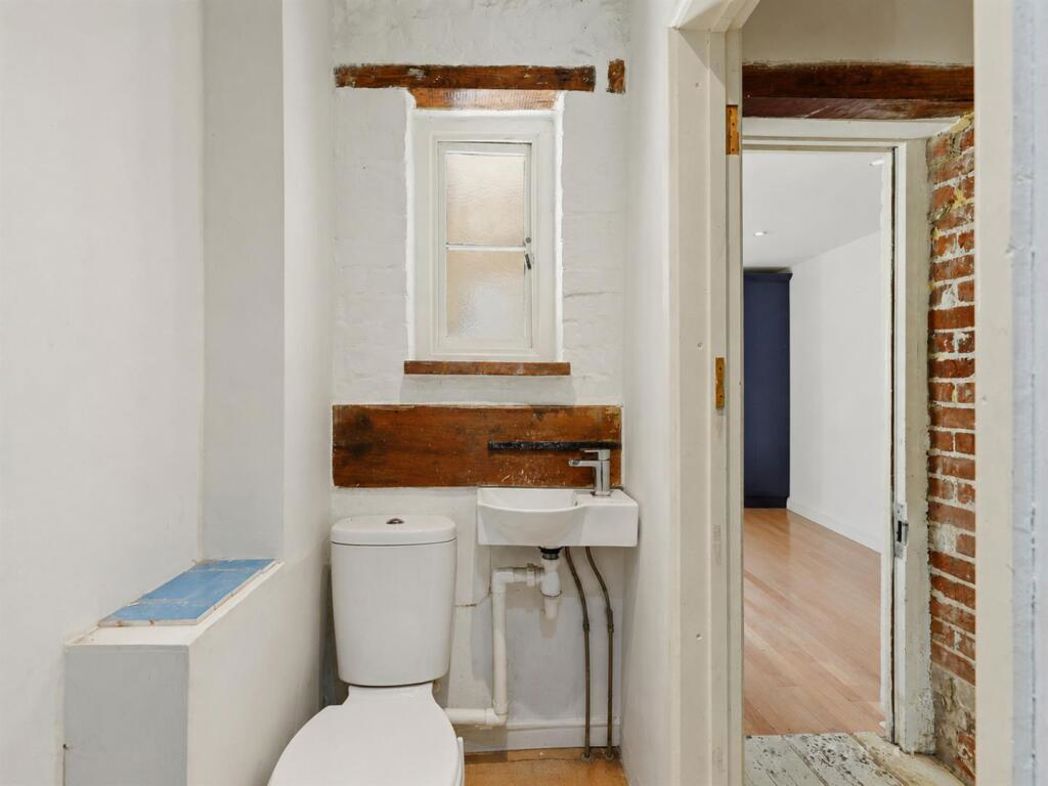 Property image 28 of 40