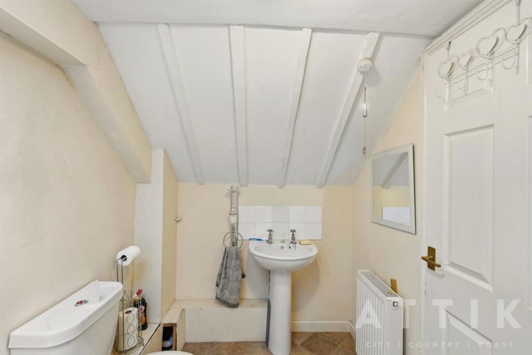 Property image 17 of 40