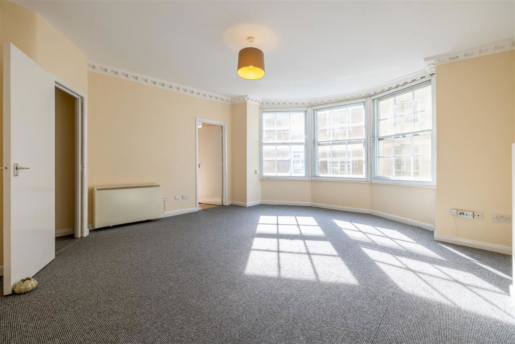 Property image 7 of 10