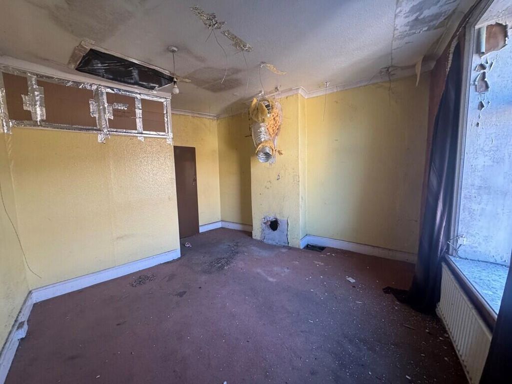 Property image 3 of 8