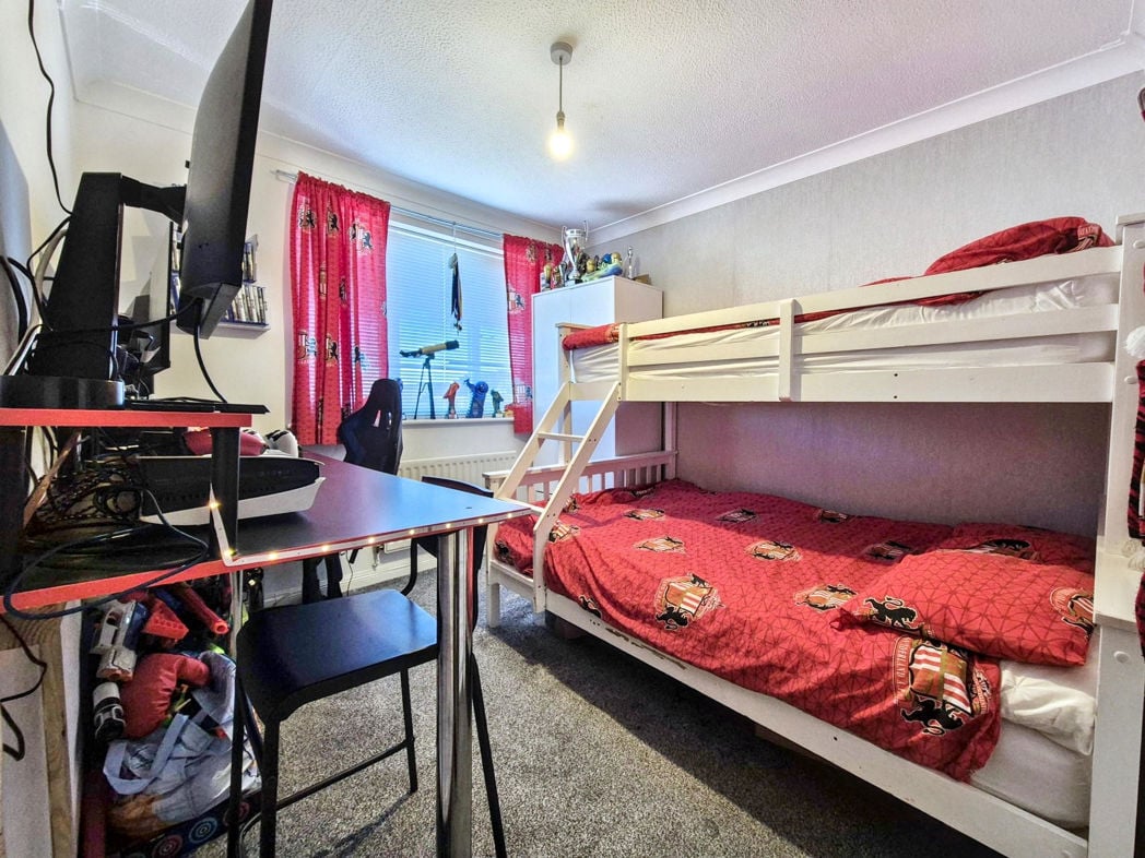 Property image 16 of 22