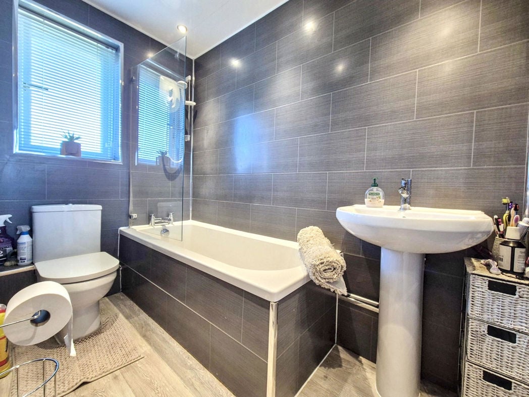 Property image 18 of 22