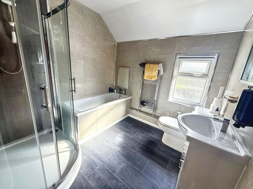 Bathroom W/C